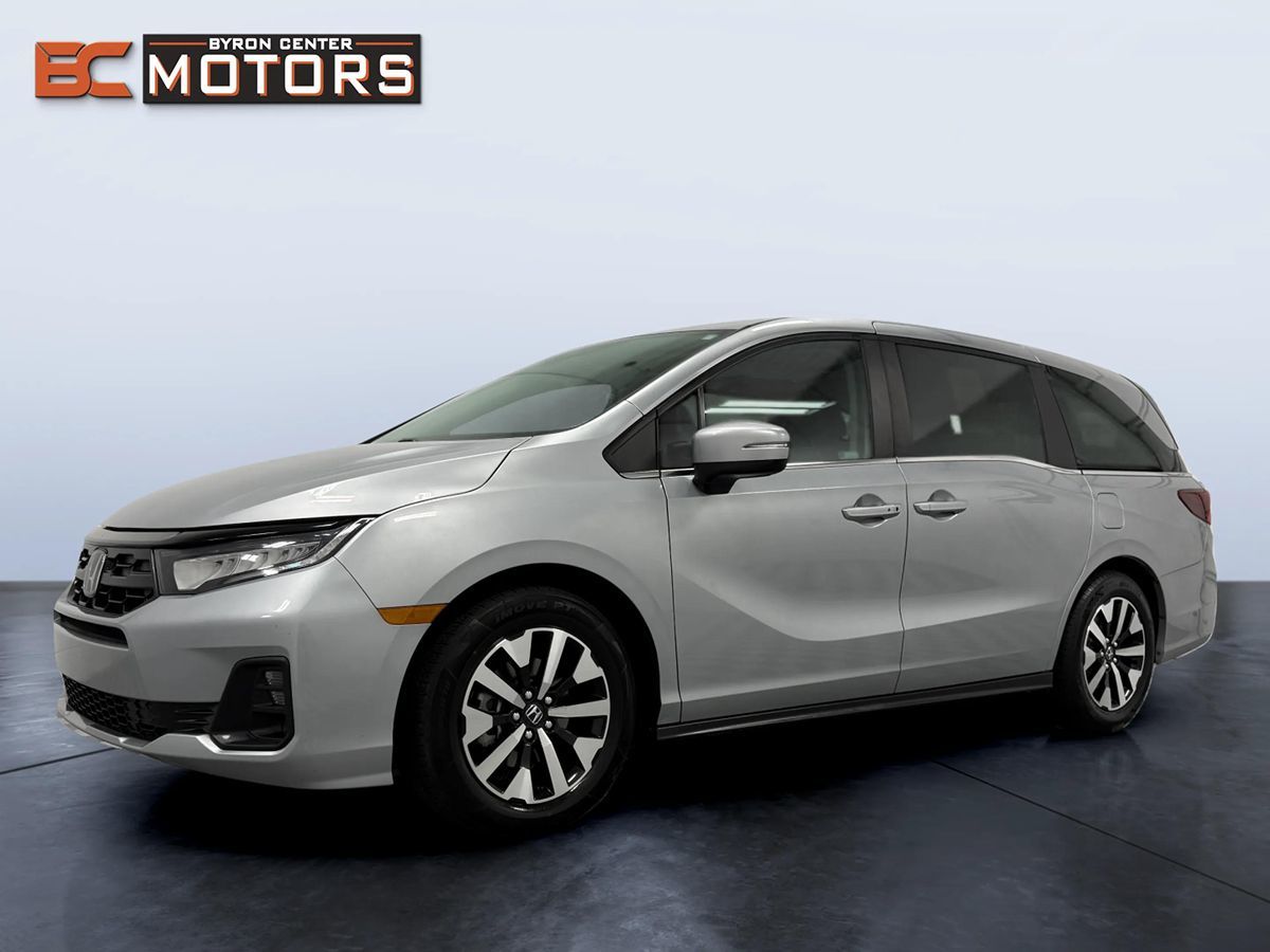 Honda Odyssey photo 2