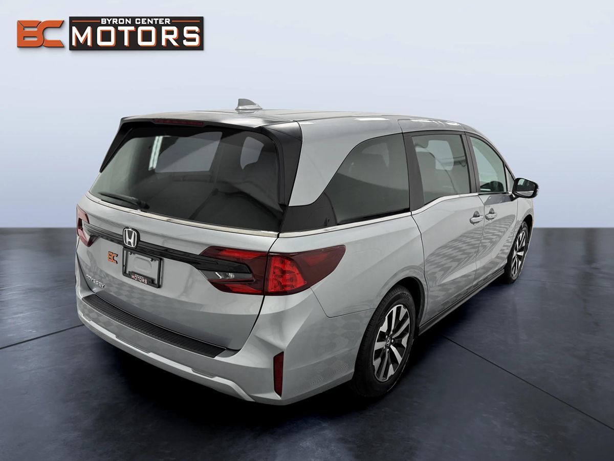 Honda Odyssey photo 6