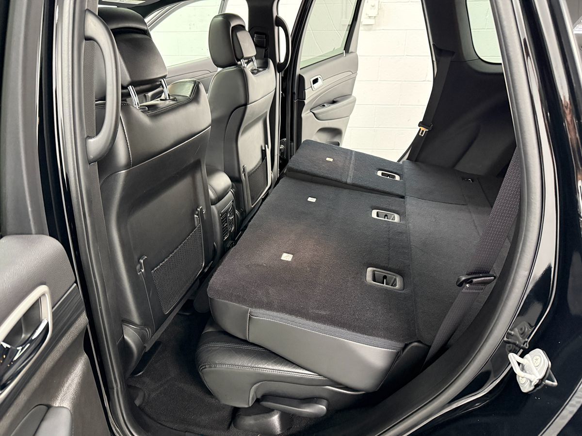 Jeep Grand Cherokee photo 13