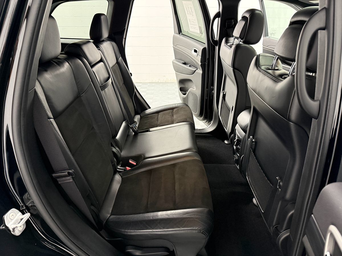 Jeep Grand Cherokee photo 12