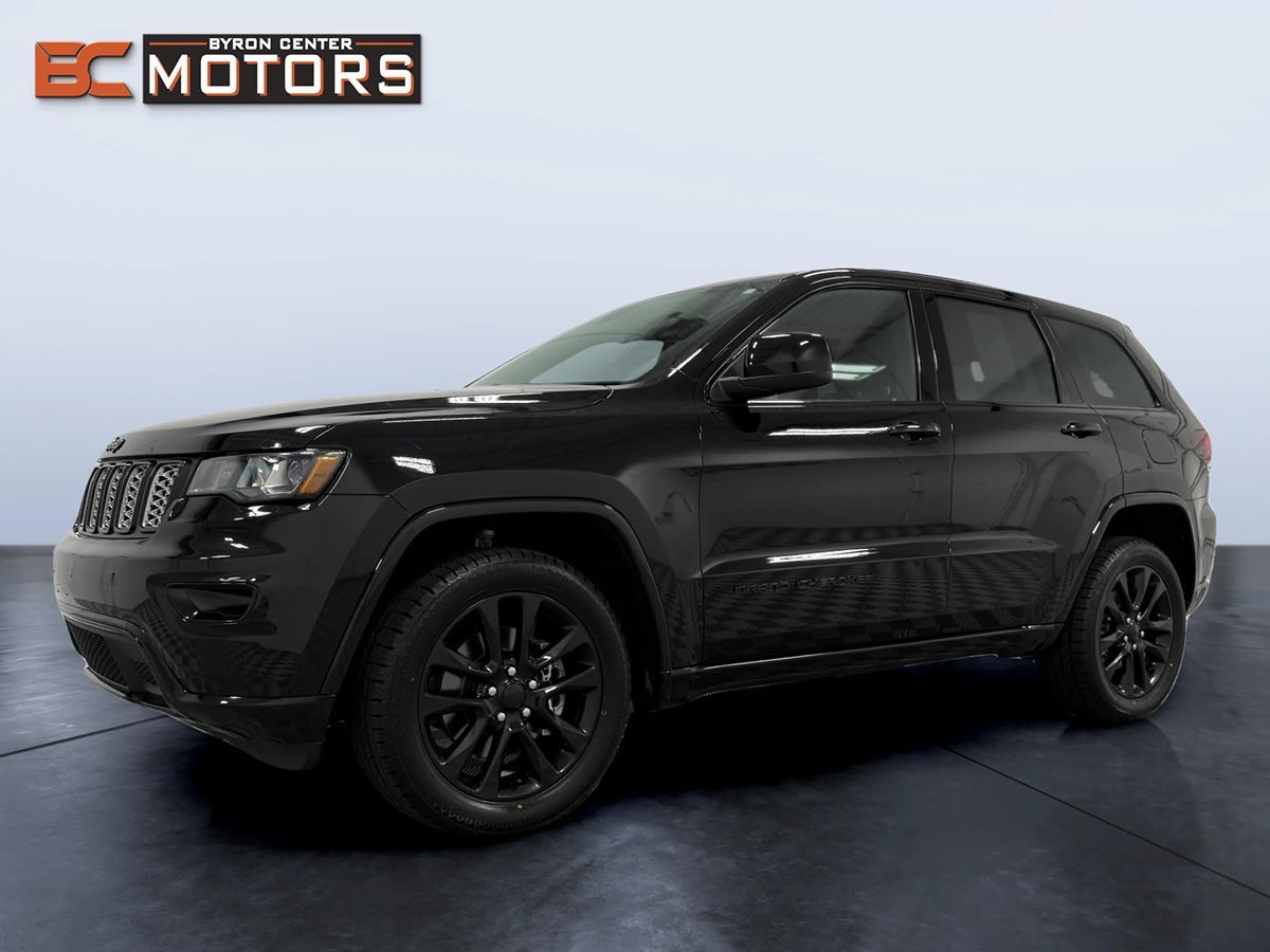 Jeep Grand Cherokee photo 2