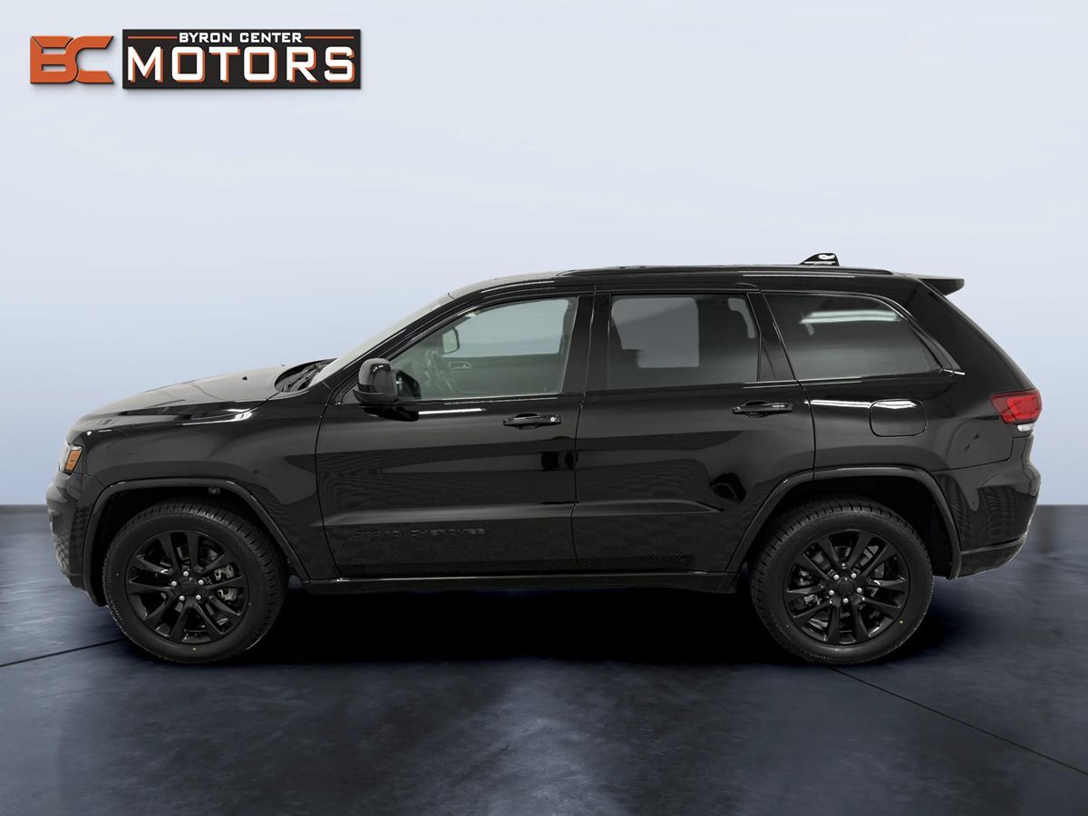 Jeep Grand Cherokee photo 3
