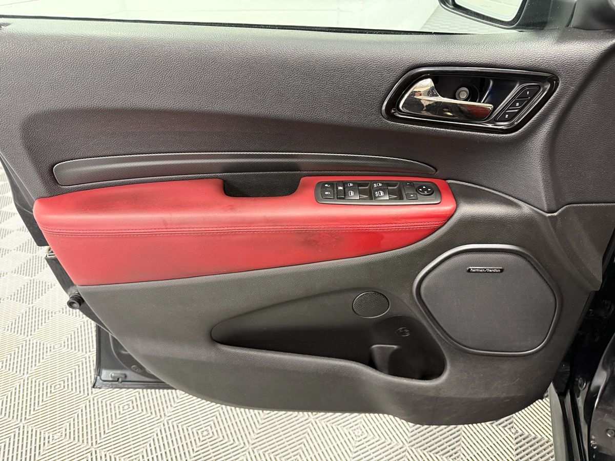 Photo 9 of this Dodge Durango