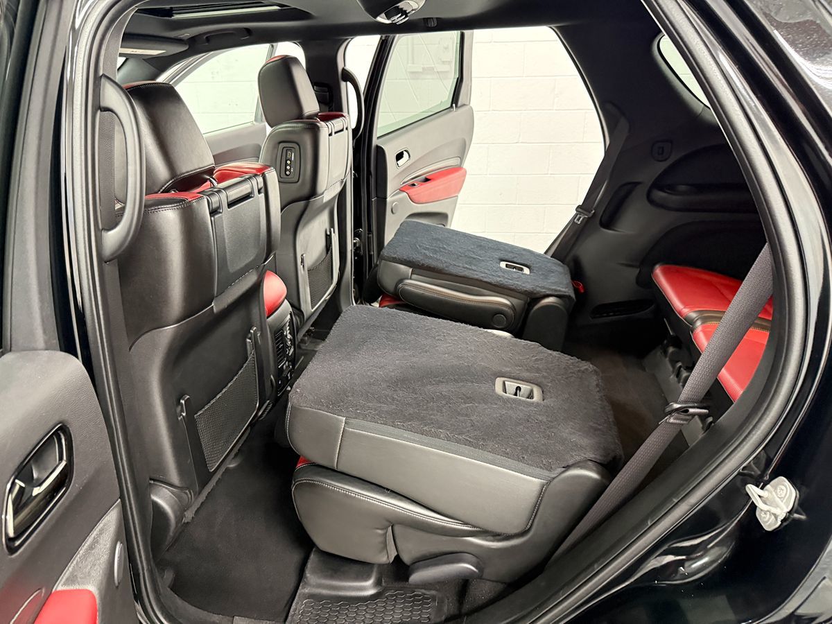 Photo 16 of this Dodge Durango
