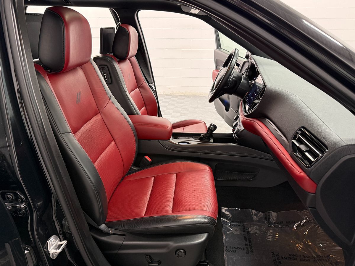 Photo 17 of this Dodge Durango