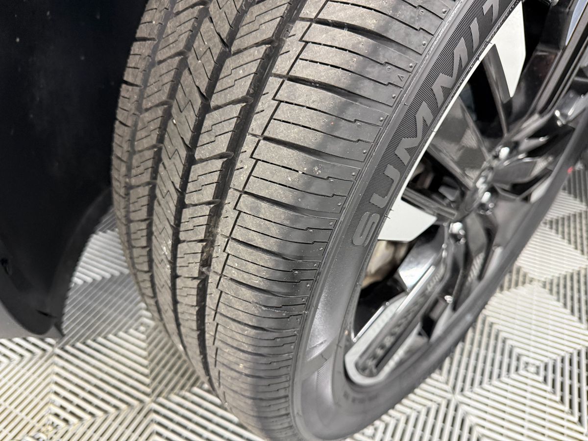 Photo 43 of this Kia Telluride