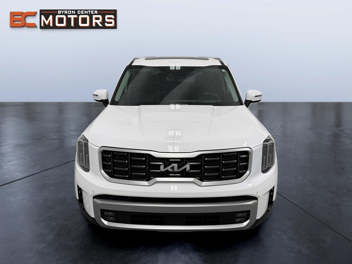 Photo 8 of this Kia Telluride