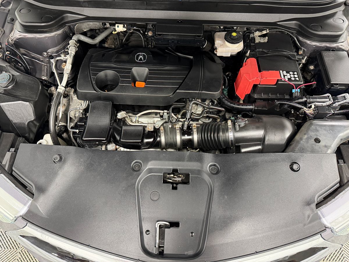 Photo 31 of this Acura RDX