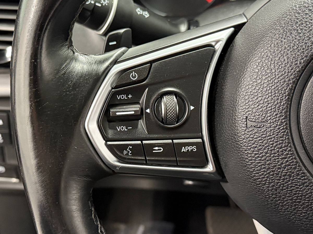 Photo 17 of this Acura RDX