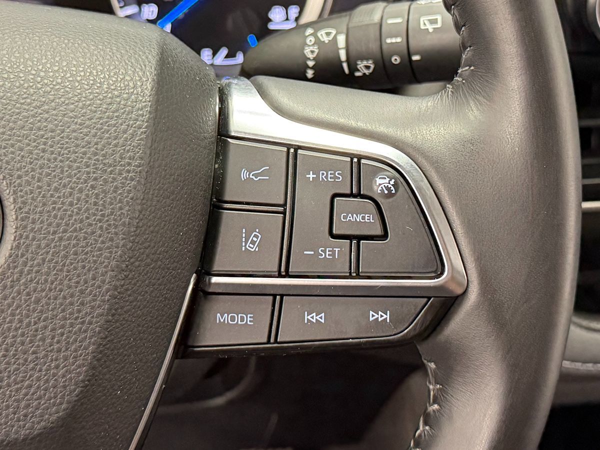 Toyota Highlander photo 19
