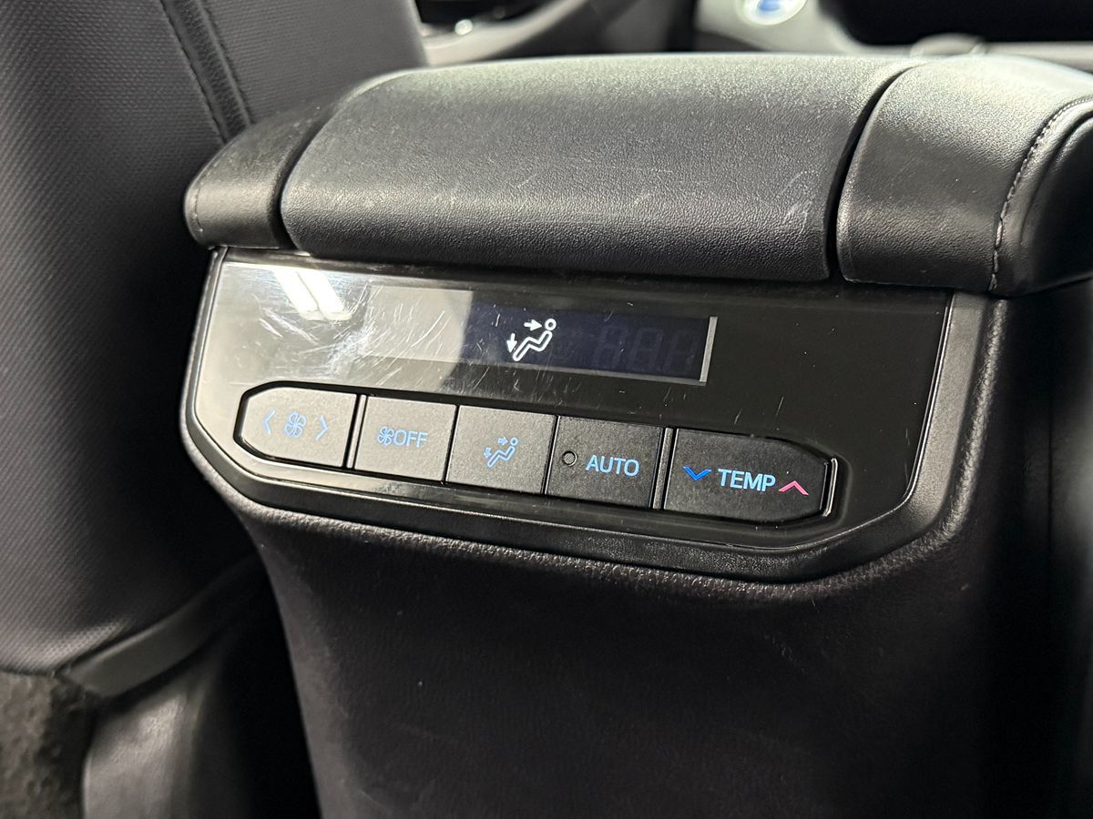 Toyota Highlander photo 26
