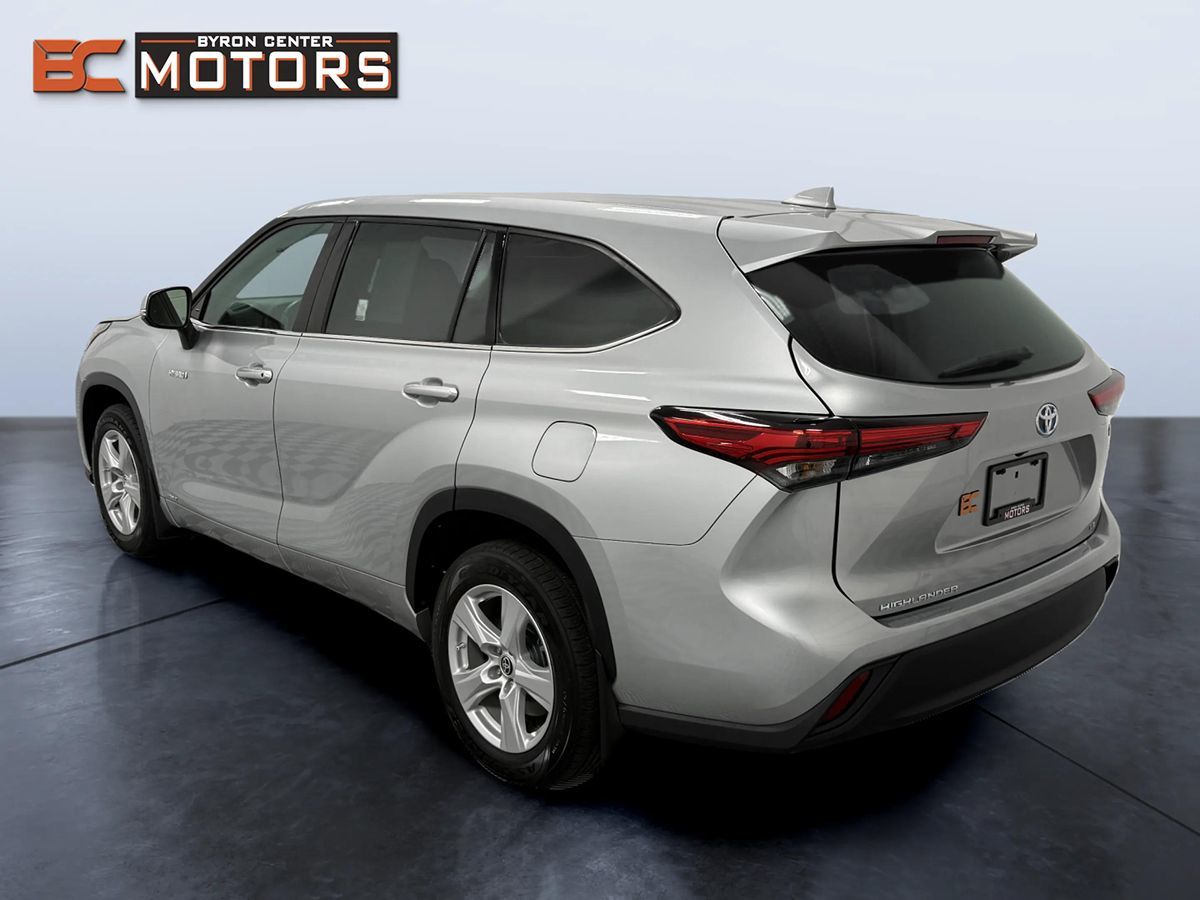 Toyota Highlander photo 4