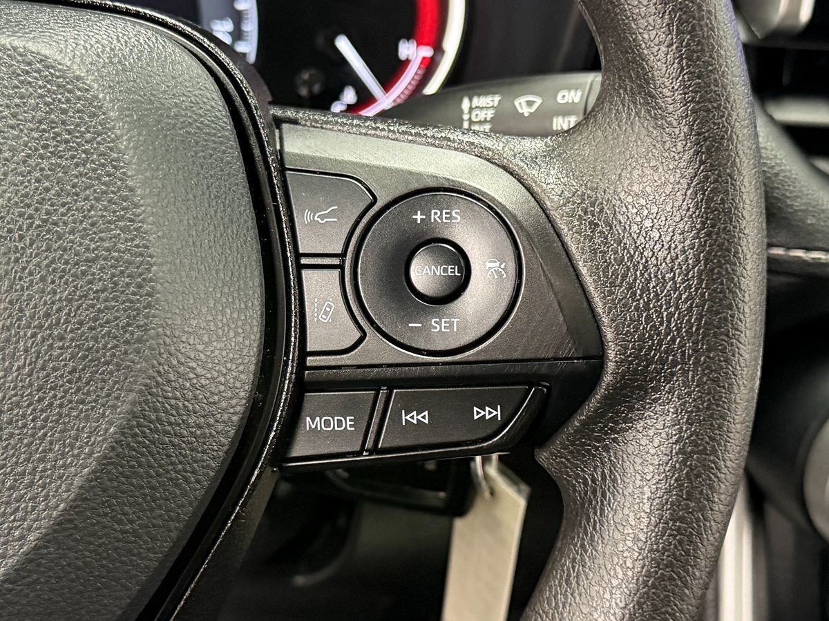 Photo 17 of this Toyota RAV4