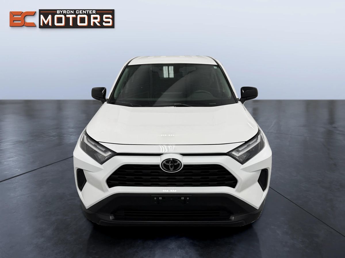 Photo 8 of this Toyota RAV4