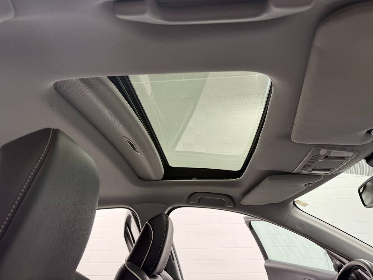 Photo 24 of this Acura ILX