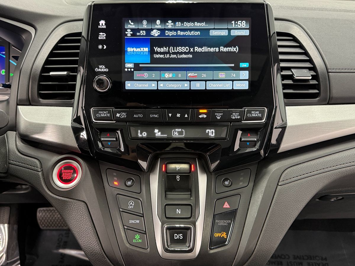 Photo 20 of this Honda Odyssey