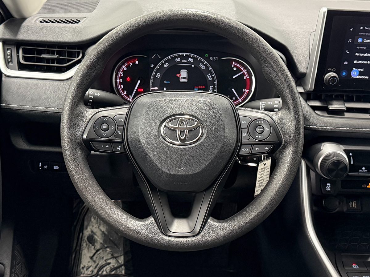 Photo 15 of this Toyota RAV4