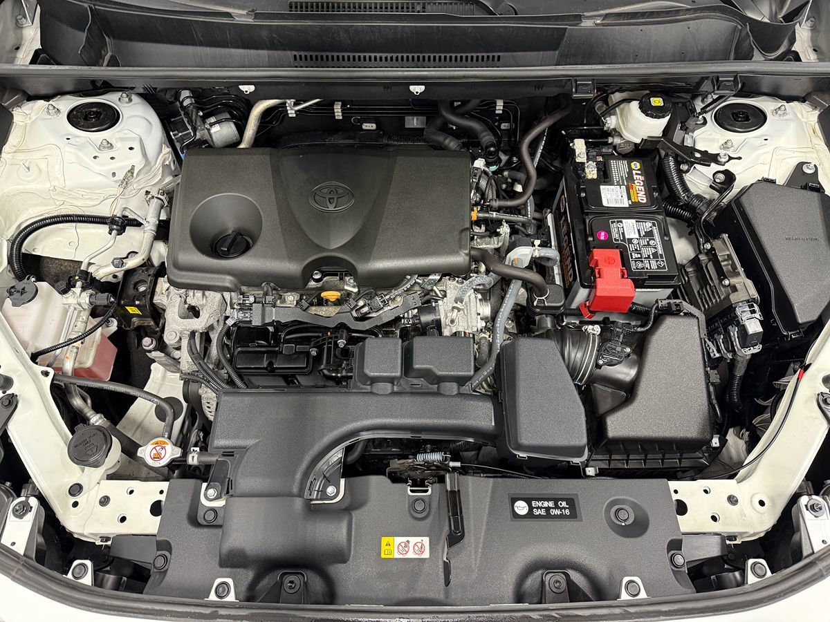 Photo 23 of this Toyota RAV4