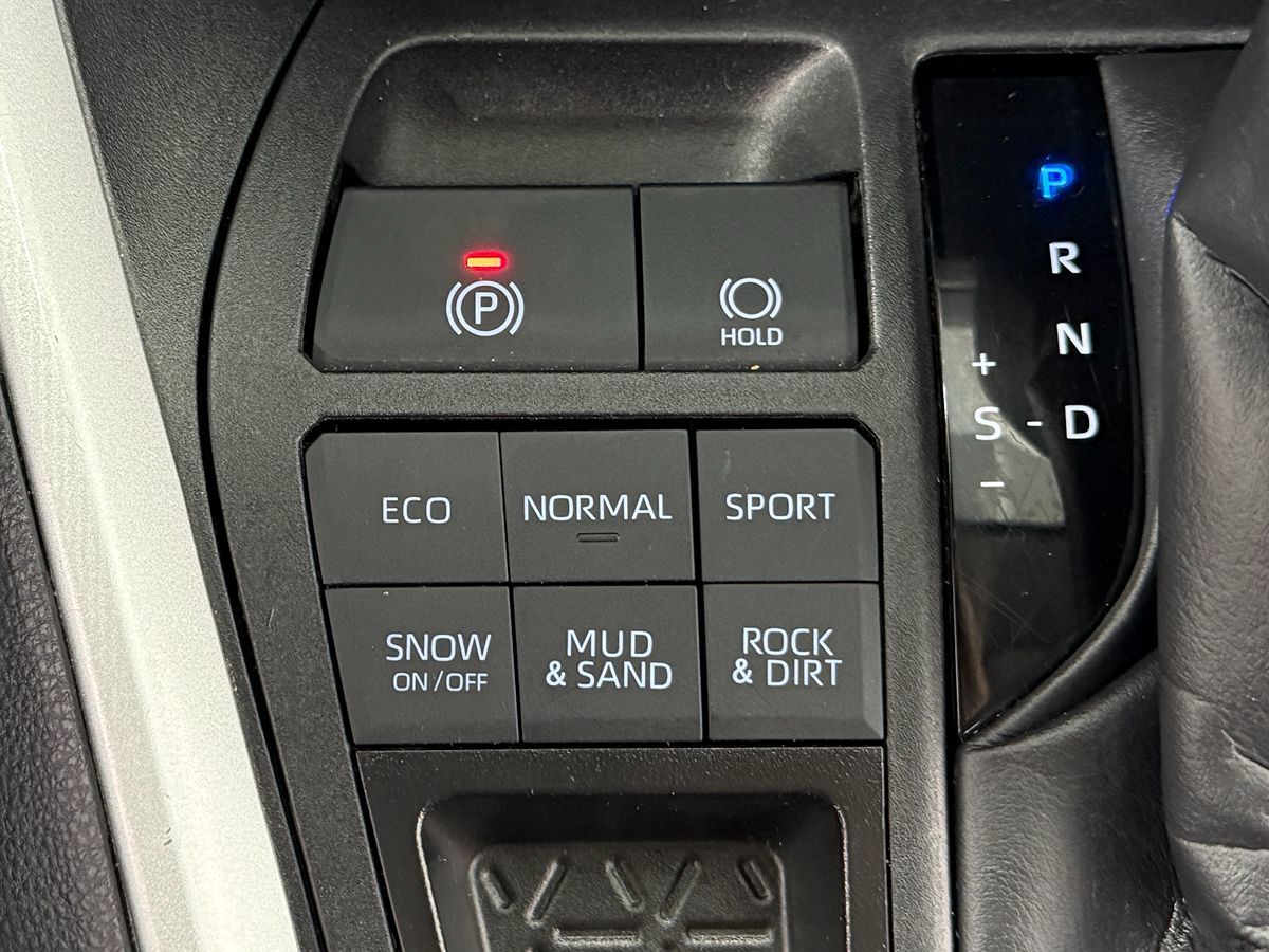 Photo 21 of this Toyota RAV4