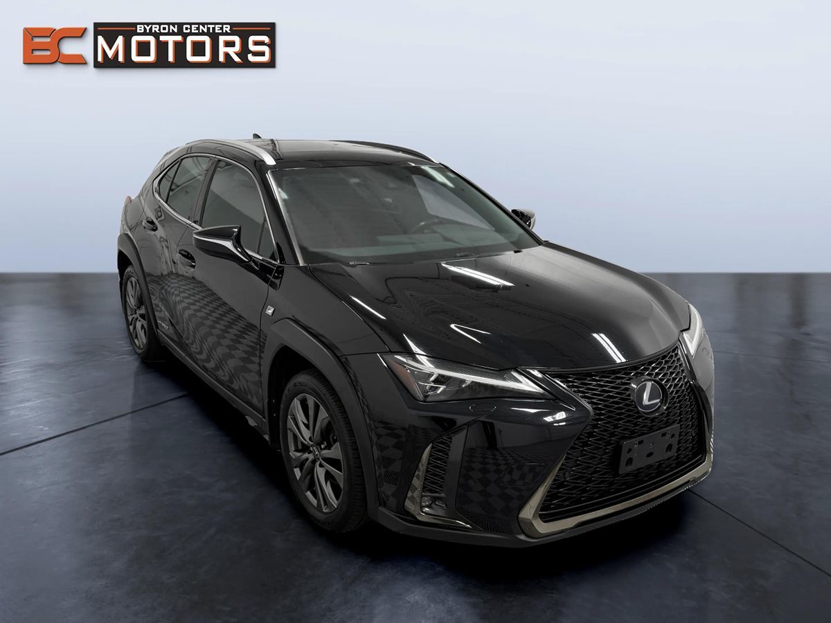 Photo 7 of this Lexus UX 250h