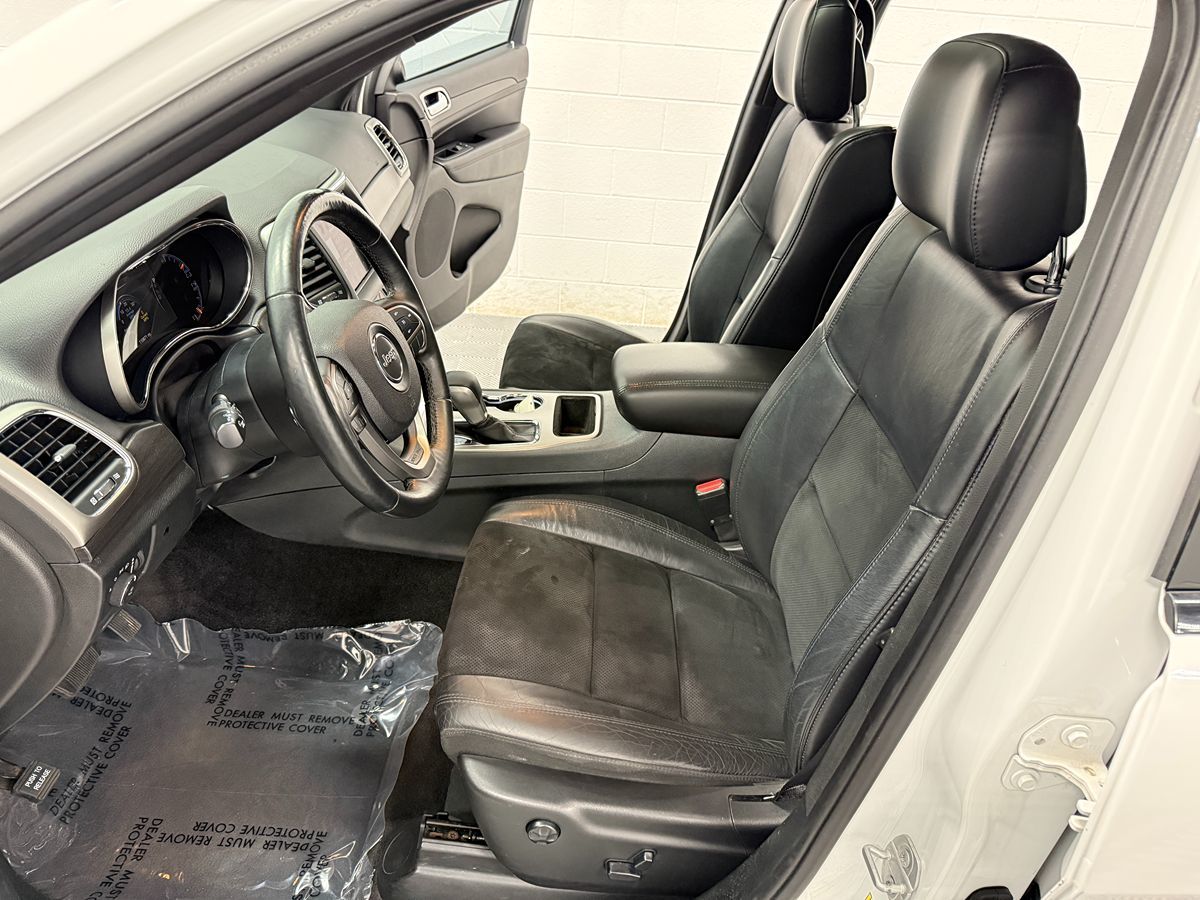 Photo 10 of this Jeep Grand Cherokee