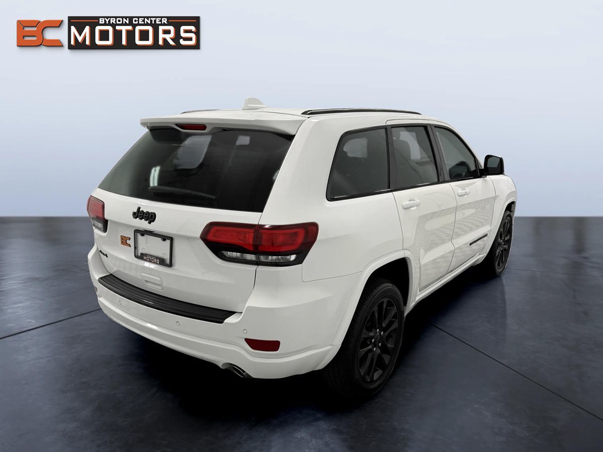 Photo 6 of this Jeep Grand Cherokee
