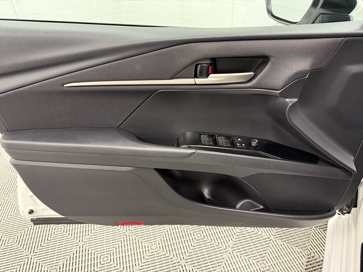 Photo 9 of this Toyota Camry