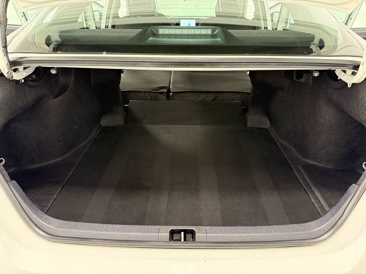 Photo 23 of this Toyota Camry