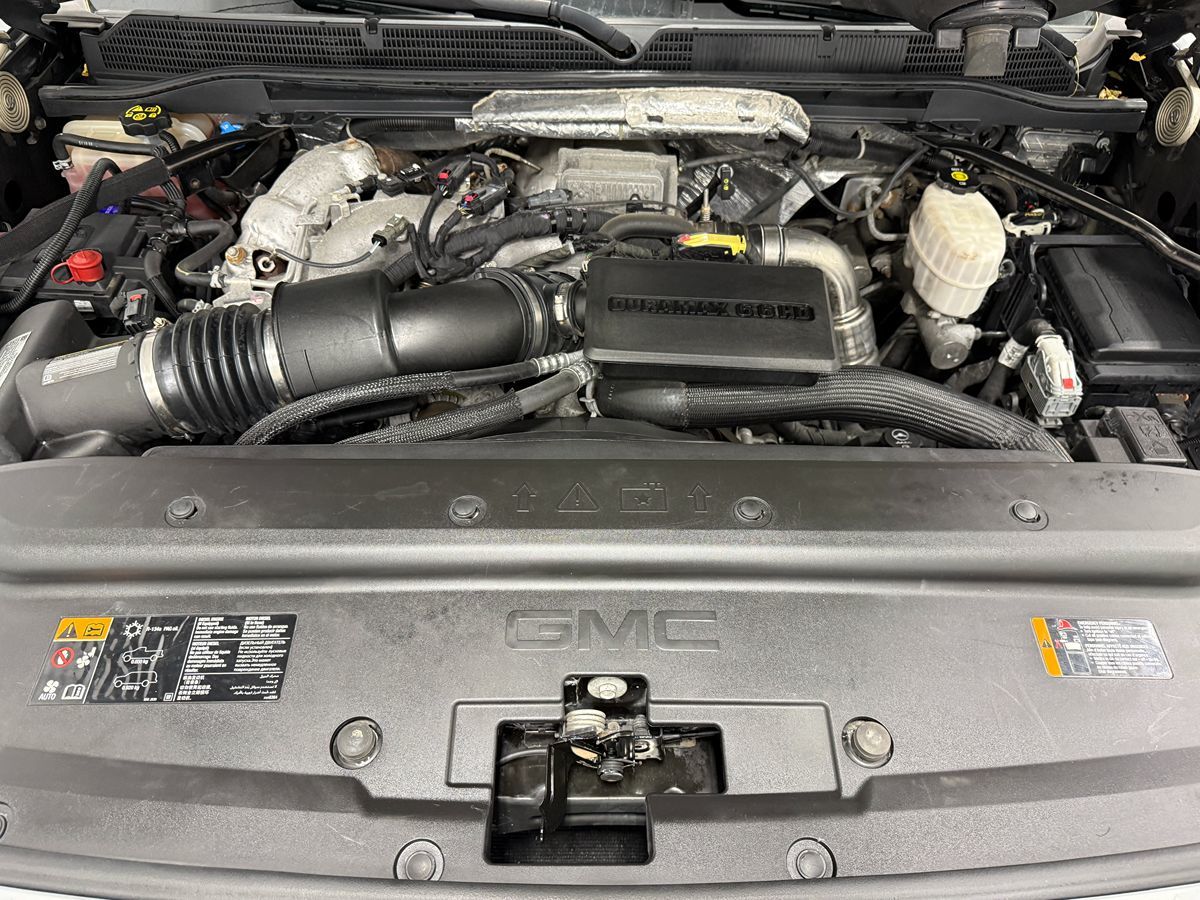 Photo 32 of this GMC Sierra 2500