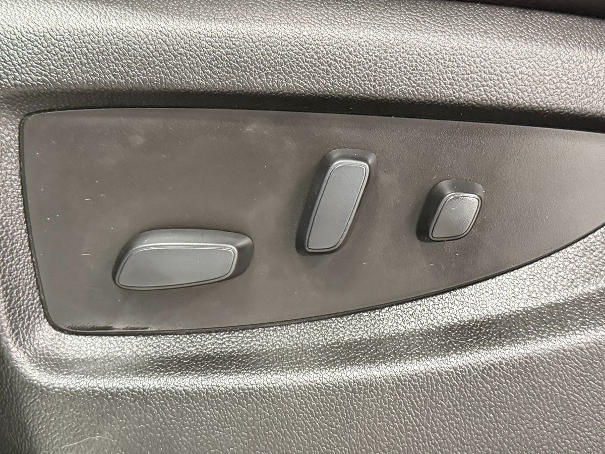 Photo 28 of this GMC Sierra 2500