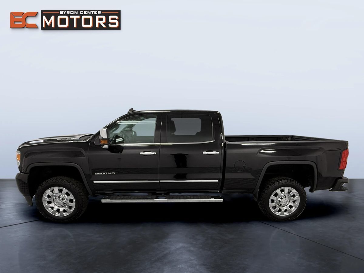 Photo 3 of this GMC Sierra 2500