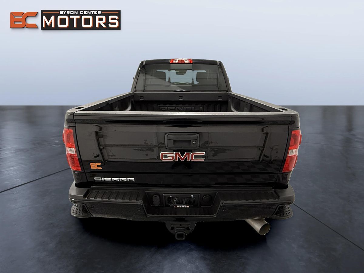 Photo 5 of this GMC Sierra 2500