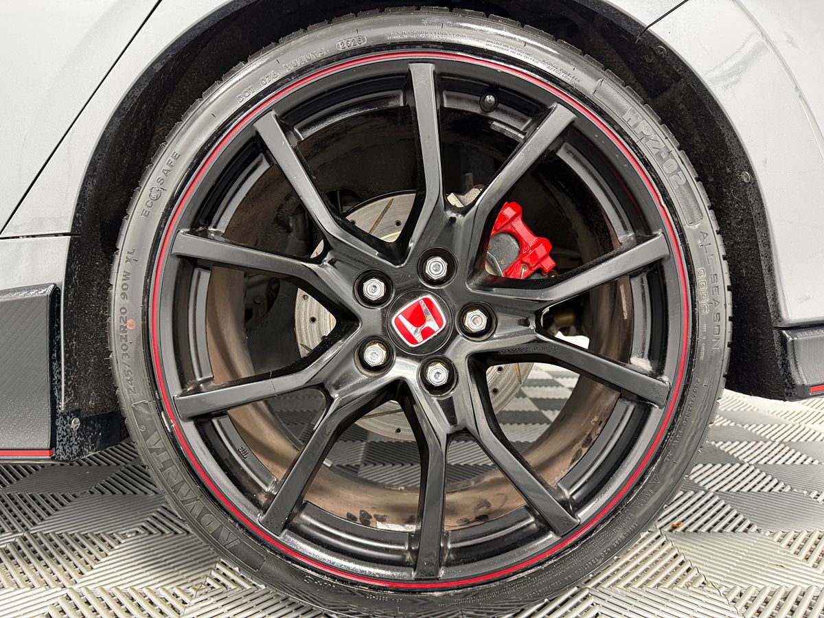 Photo 36 of this Honda Civic Type R