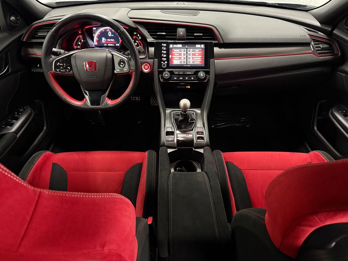 Photo 18 of this Honda Civic Type R