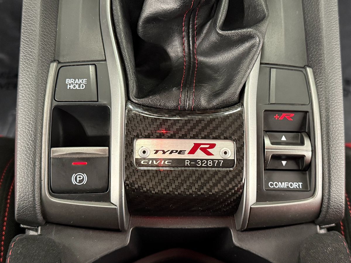Photo 31 of this Honda Civic Type R