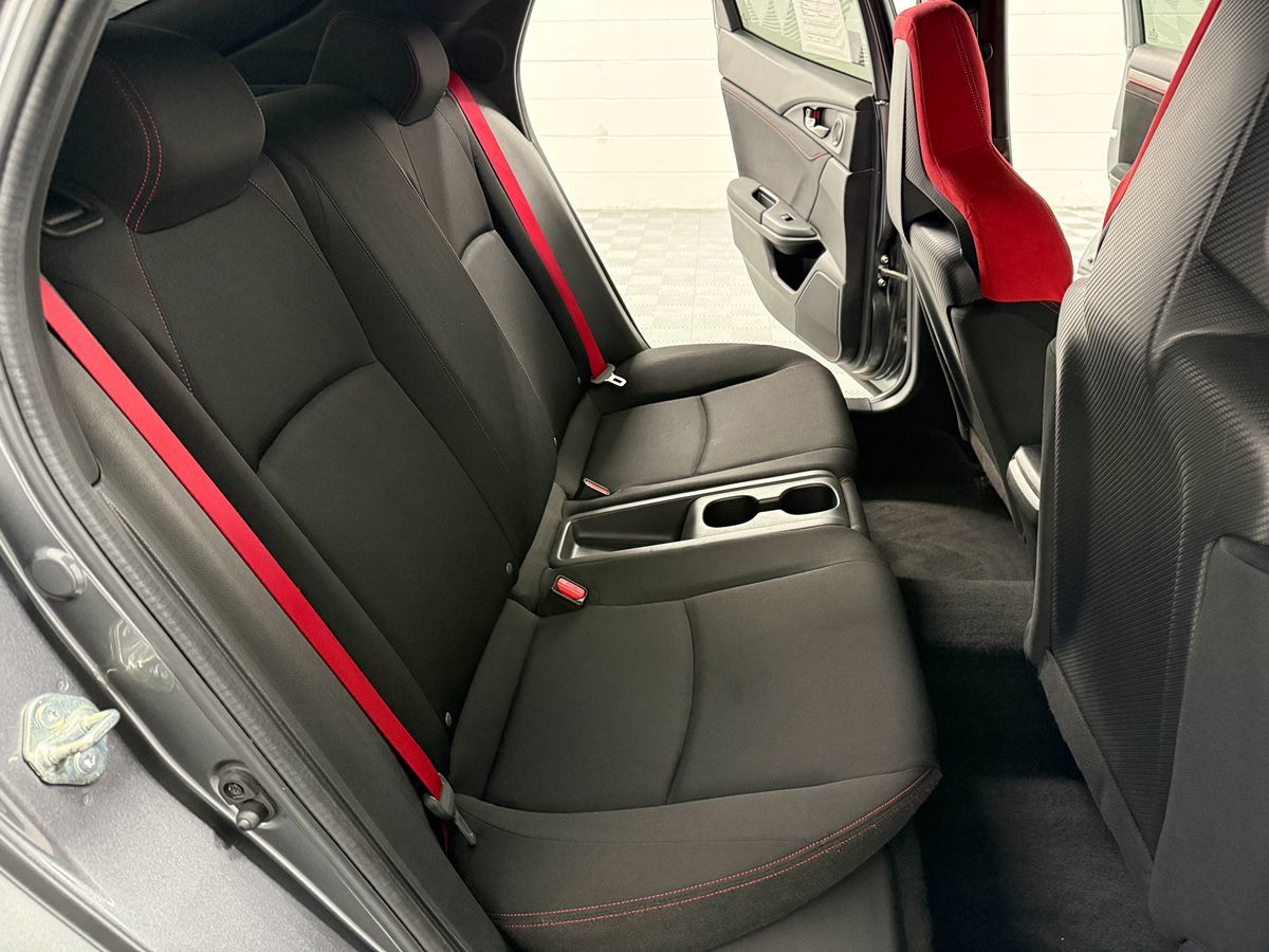 Photo 19 of this Honda Civic Type R