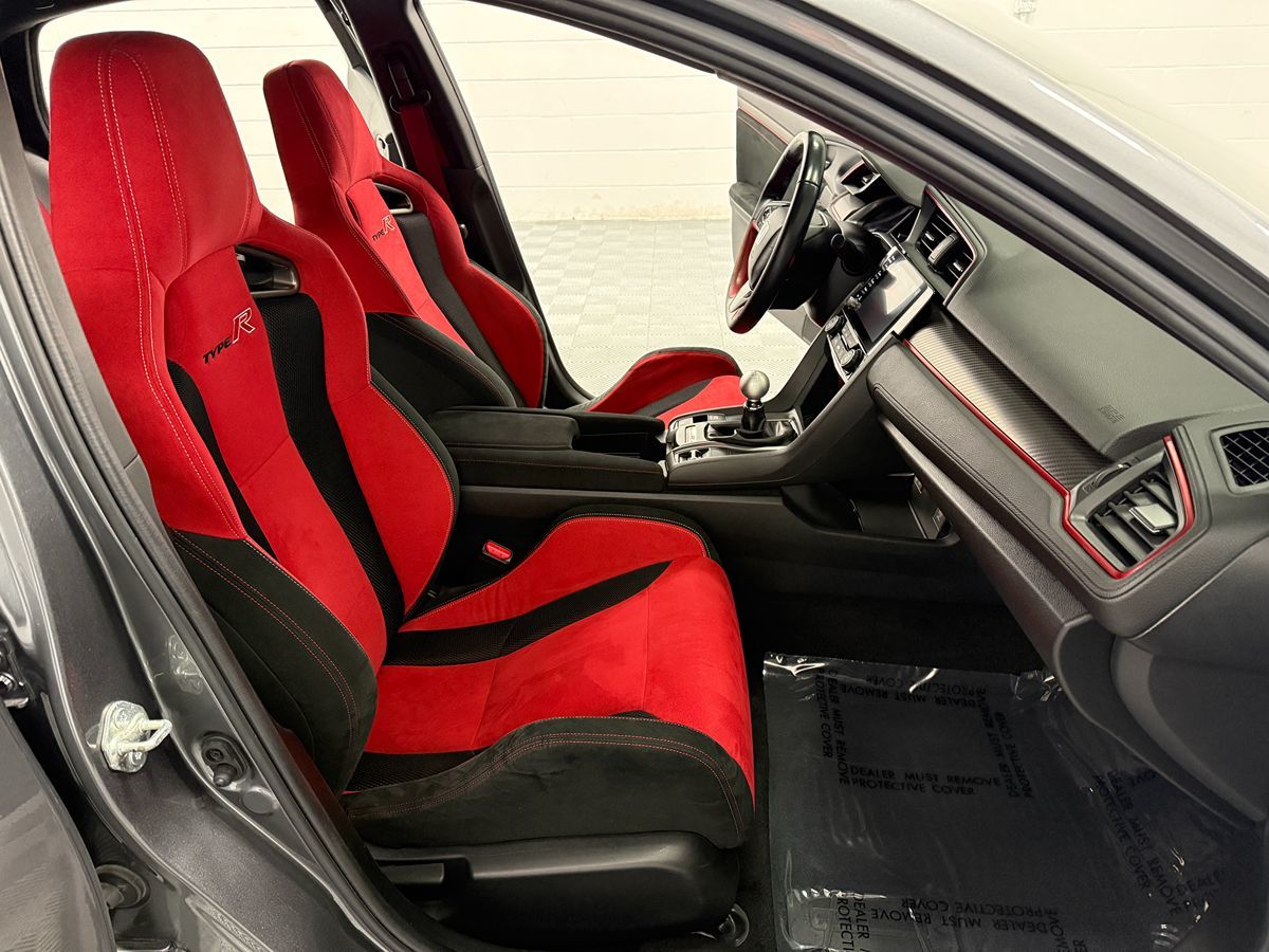 Photo 21 of this Honda Civic Type R