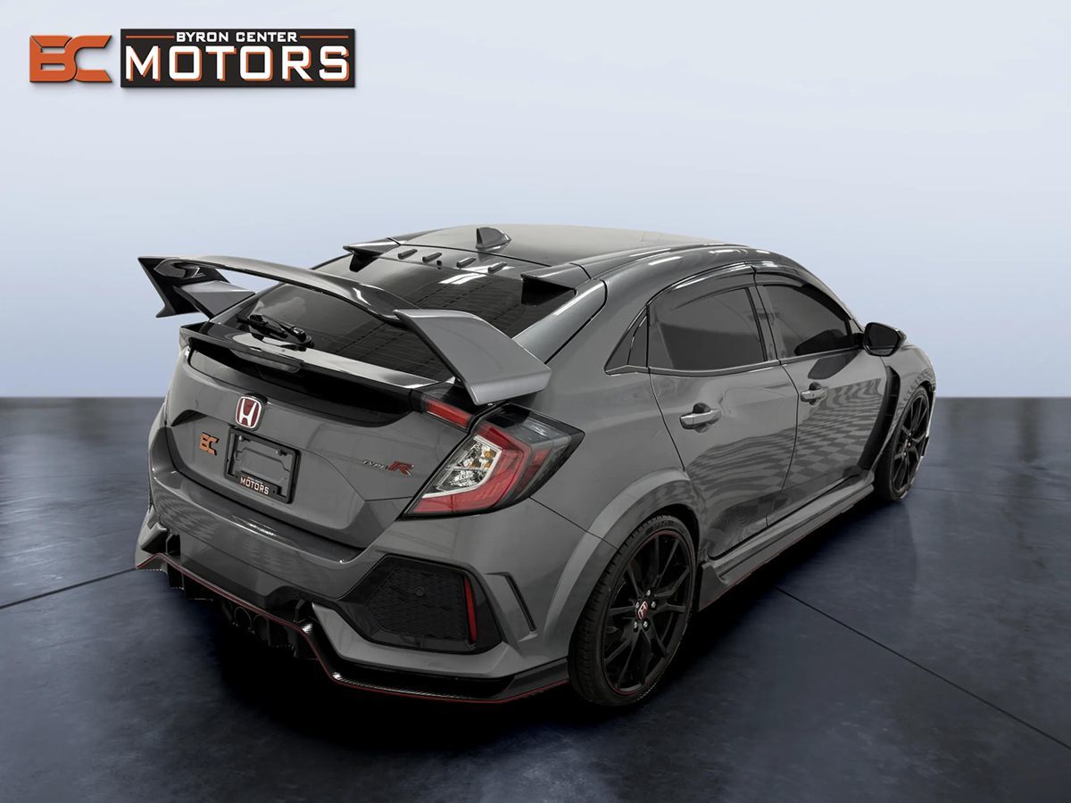 Photo 6 of this Honda Civic Type R