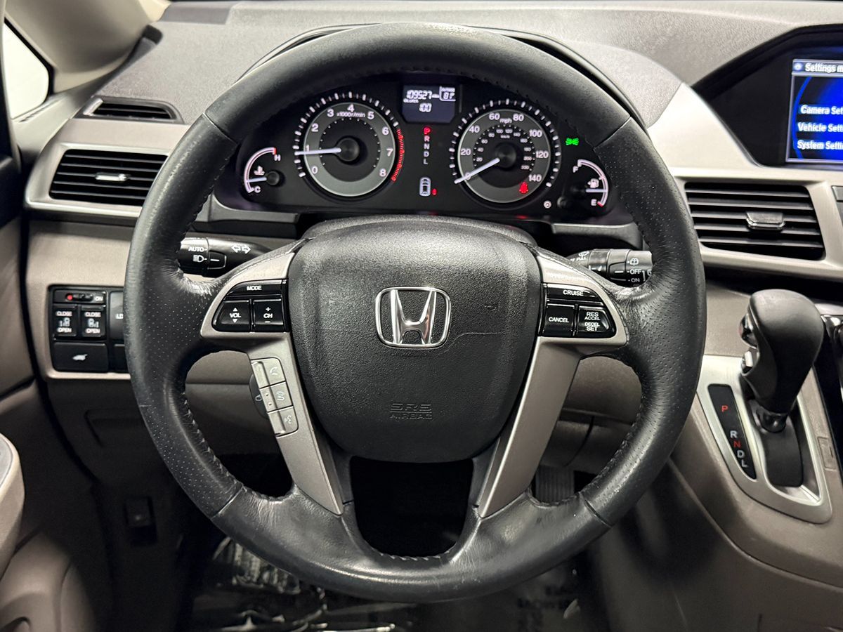 Photo 16 of this Honda Odyssey