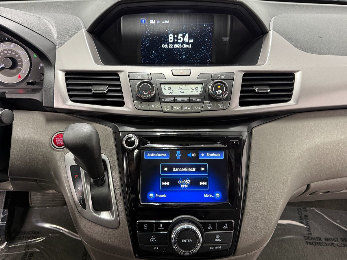 Photo 21 of this Honda Odyssey