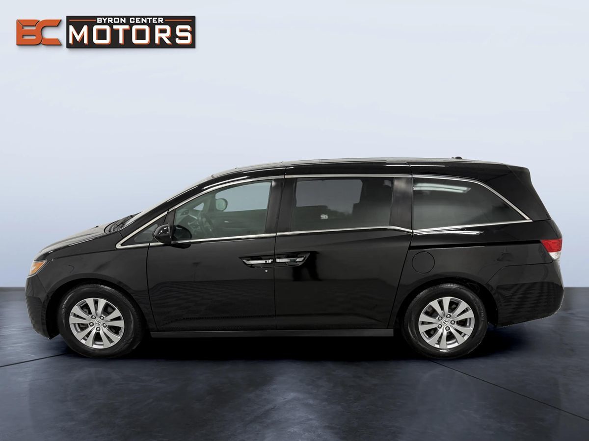 Photo 3 of this Honda Odyssey
