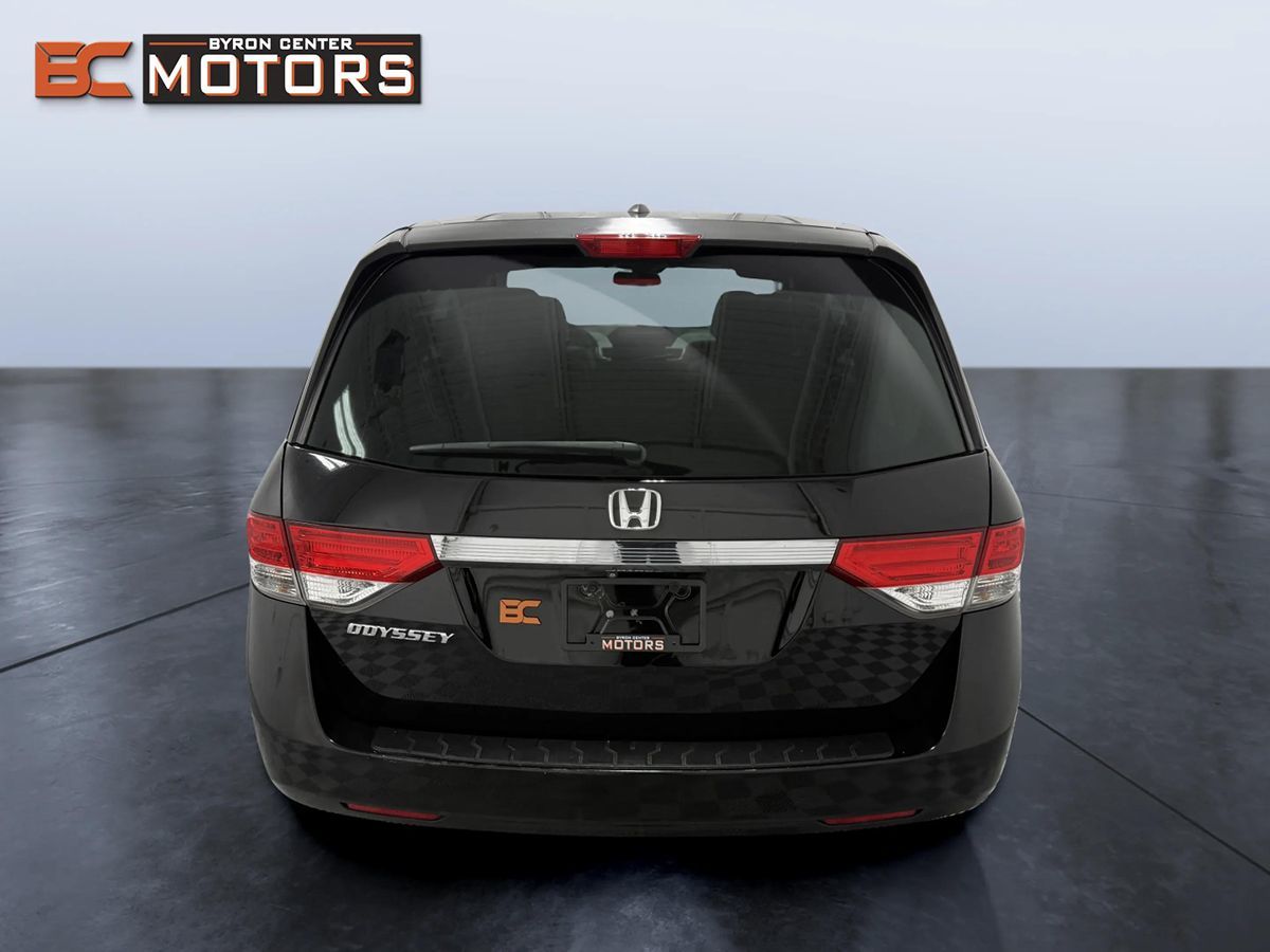 Photo 5 of this Honda Odyssey