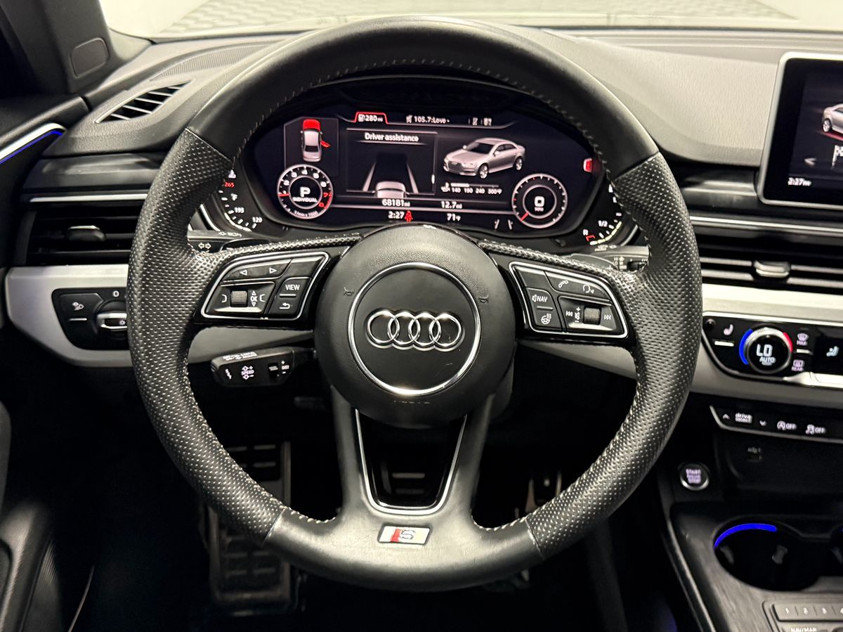 Photo 18 of this Audi A4