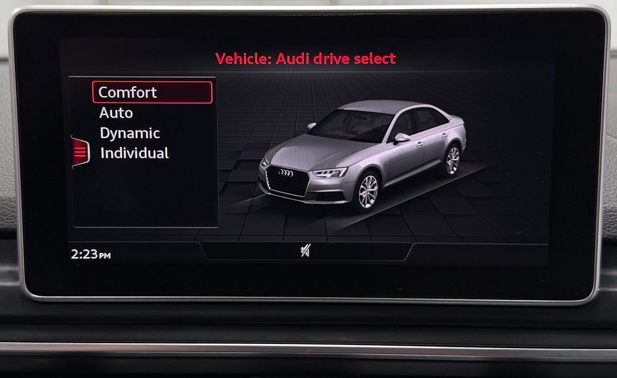 Photo 25 of this Audi A4