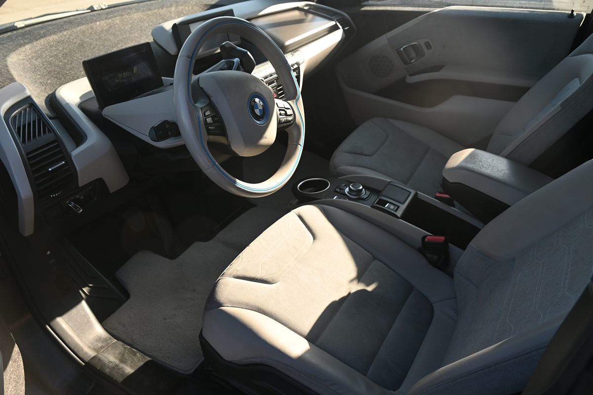 2014 BMW i3 Base photo 4