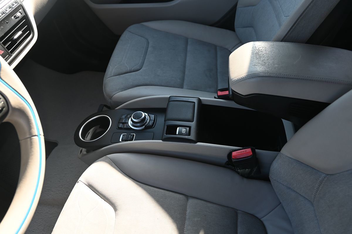 2014 BMW i3 Base photo 5