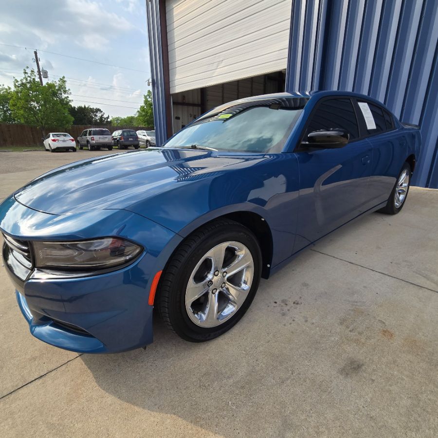2020 Dodge Charger SXT photo 3