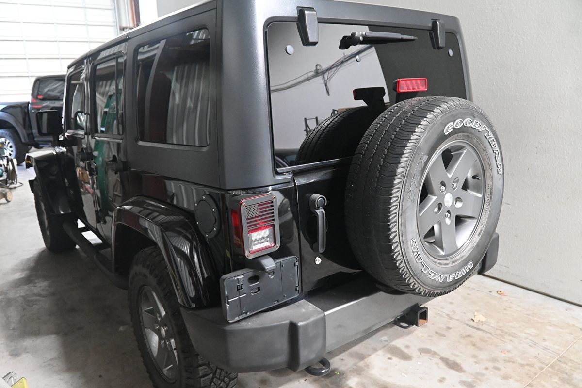 2013 Jeep Wrangler Unlimited Sport photo 4