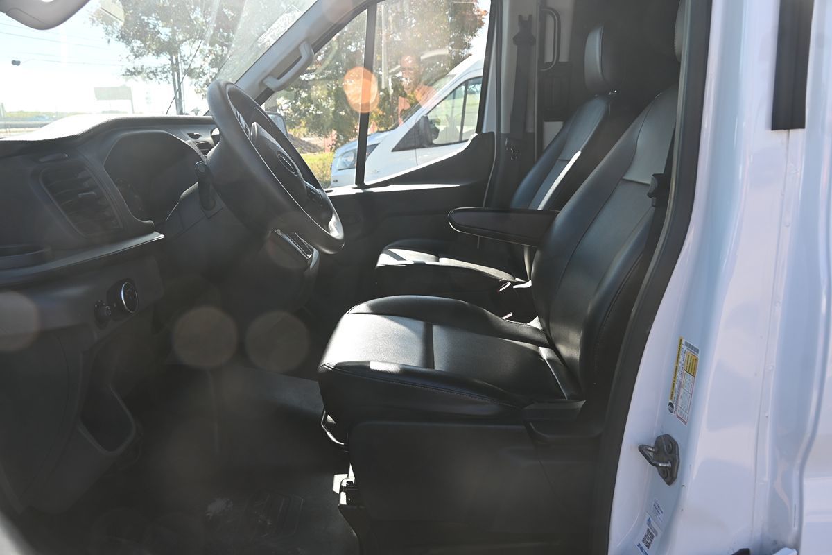 2020 Ford Transit Van Base photo 8