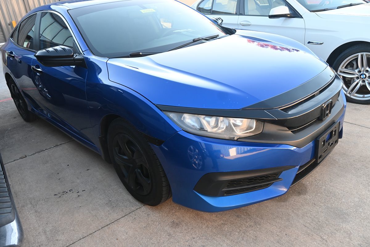 2018 Honda Civic LX photo 2